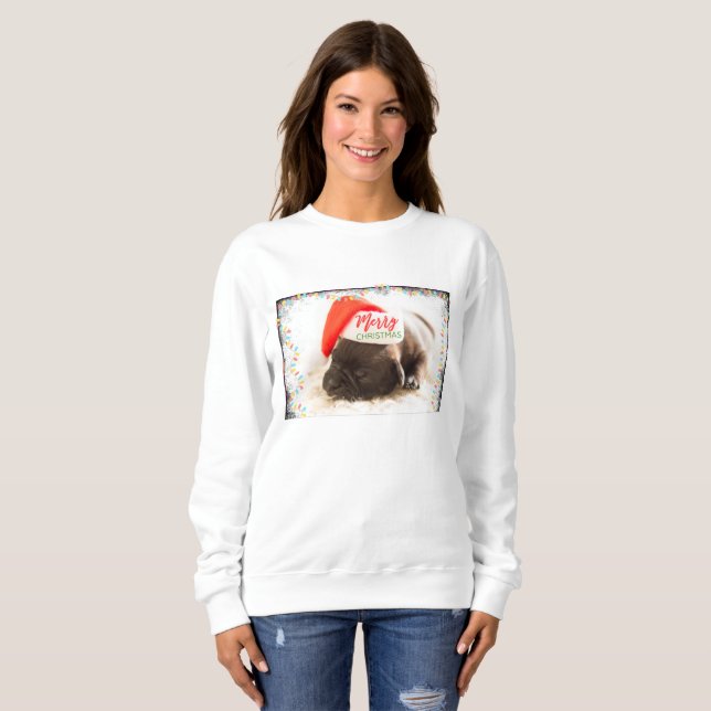 Cute Puppy Pug in a Red Santa Hat jul T Shirt (Hel framsida)