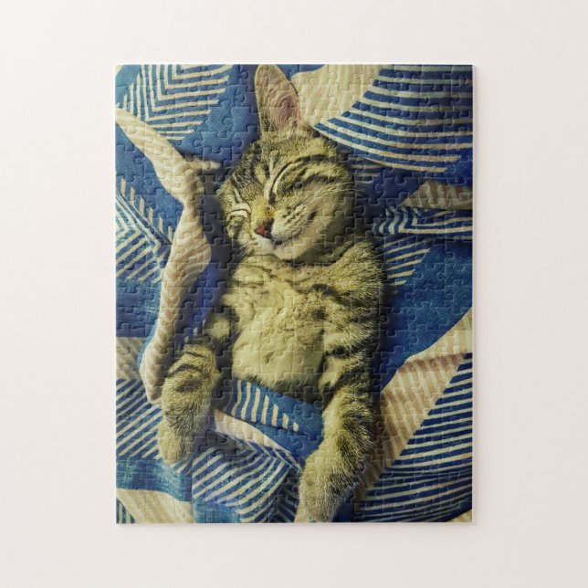 Cute! Pussel - Kattunge Napping i Blanket (Vertikal)