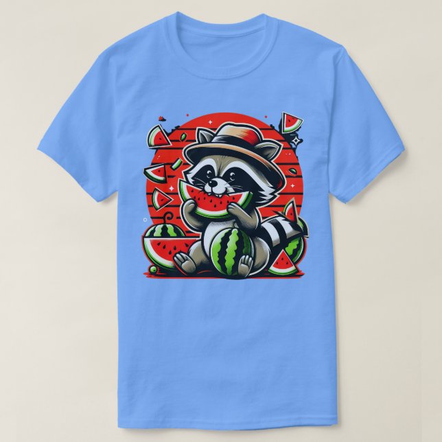 Cute Raccoon Eating Watermelon Fruit Summer Manar  T Shirt (Design framsida)
