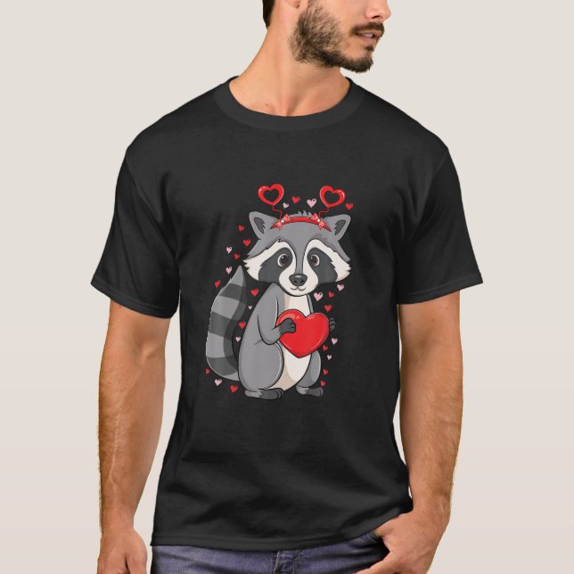 Cute Raccoon Holding Hearts Kärlek Mönster Valenti T Shirt (Framsida)