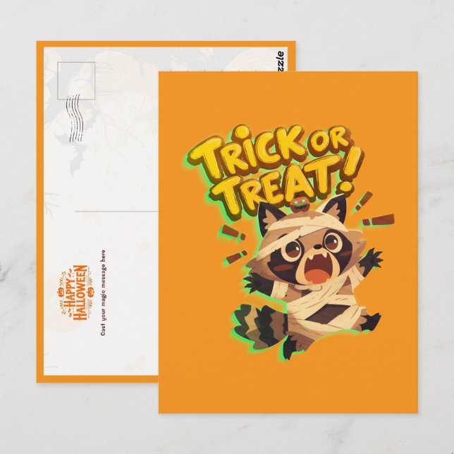 Cute raccoon in mummy costume with Bus eller godis Vykort (Fram/baksida)