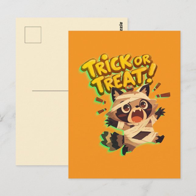 Cute raccoon in mummy costume with Bus eller godis Vykort (Fram/baksida)