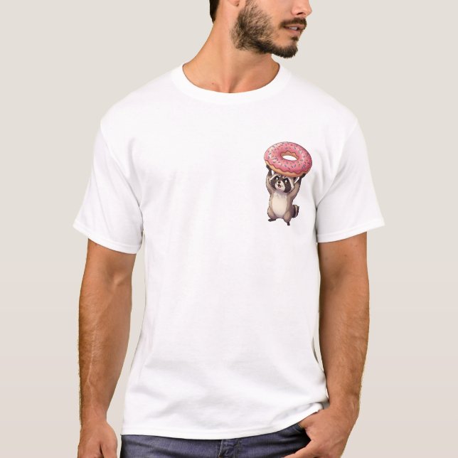 Cute Raccoon Lifting Giant Pink Glazed Donut T Shirt (Framsida)