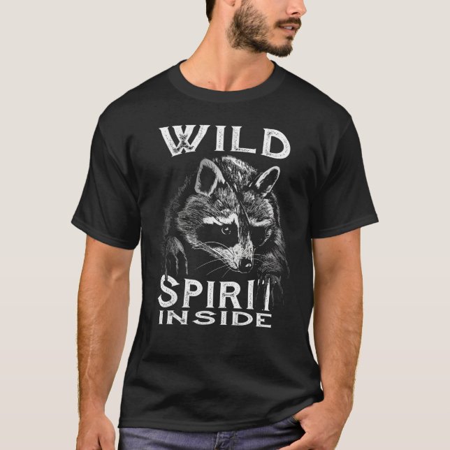 Cute Racoon Wild Spirit inside T Shirt (Framsida)