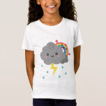 Cute Rainbow bakom varje Mörk moln för henne Tee Shirt<br><div class="desc">Känn dig uppslagen och positiv med den här söta T-tröjan! Det har en söt doodle av lycklig regnbåge som ivrigt håller sig borta från ett mörk moln som regnar en enorm åskstorm. Budskapet bakom detta är att det finns en söt regnbåge bakom varje moln i mörken, så håll er bara...</div>