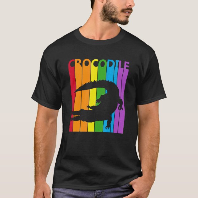Cute Rainbow Crokodile animal T Shirt (Framsida)