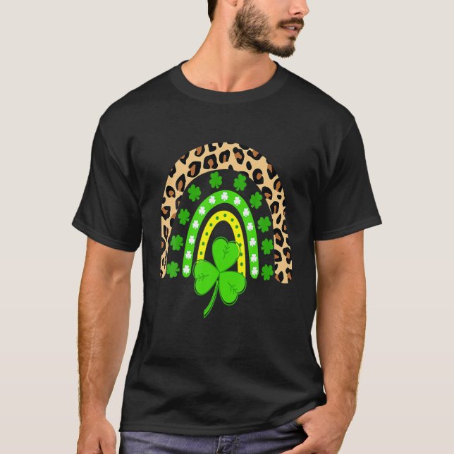 Cute Rainbow Leopard Skriv Shamrock Lucky St Patri T Shirt (Framsida)