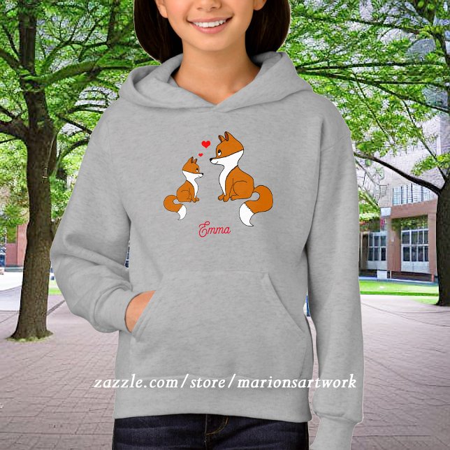 Cute-rävar med hjärta, hand plockade, personlig t shirt (Skapare uppladdad)