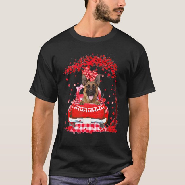 Cute Red Lastbil German Shepherd Valentines day Co T Shirt (Framsida)