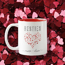 Cute Red Watercolor Hearts Besties Namn Två-Tonad Mugg
