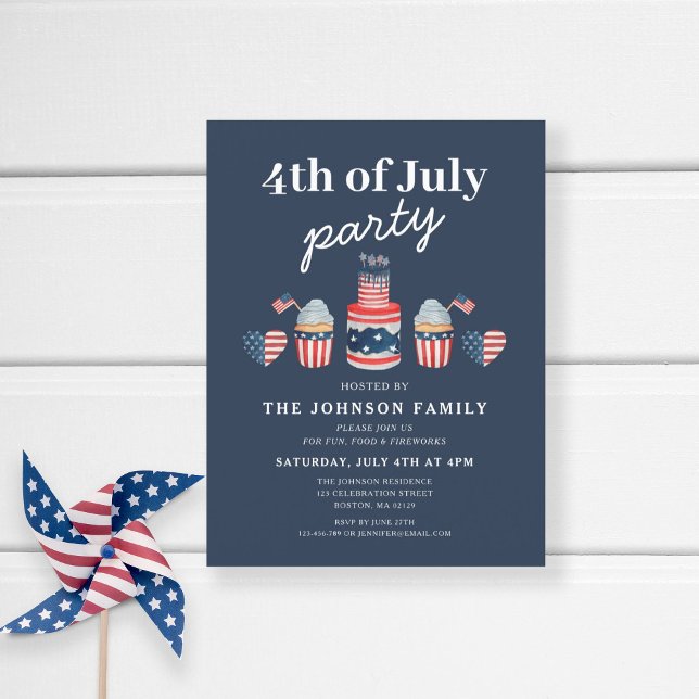 Cute Red White och Blue 4:e juli Party Inbjudan Vykort (Patriotic Red White Blue Cupcake 4th Of July Party Invitation Postcard)