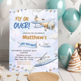 Cute Retro Blue-flygplan flyger över 2:a födelseda Inbjudningar