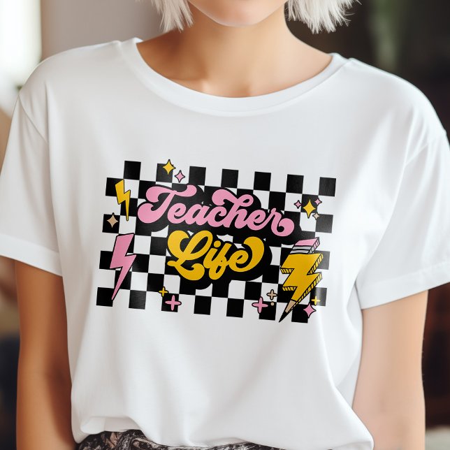 Cute Retro-kontrollerad lärarliv T Shirt (Skapare uppladdad)