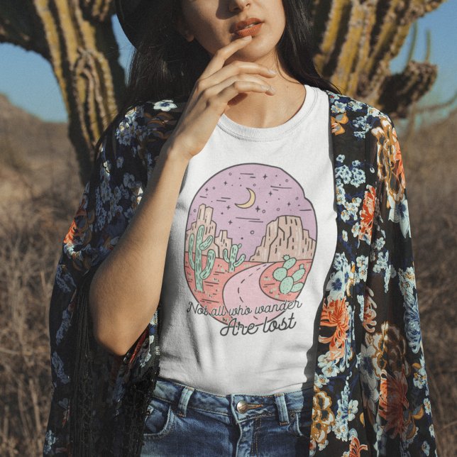 Cute Retro Wanderlust T-Shirt (Skapare uppladdad)