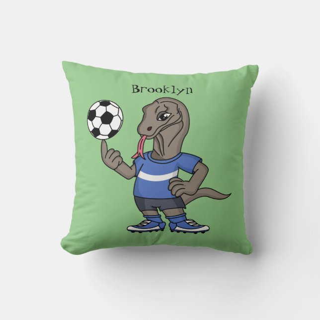 Cute roligt Komodo draon spelar fotboll tecknad Kudde (Framsida)