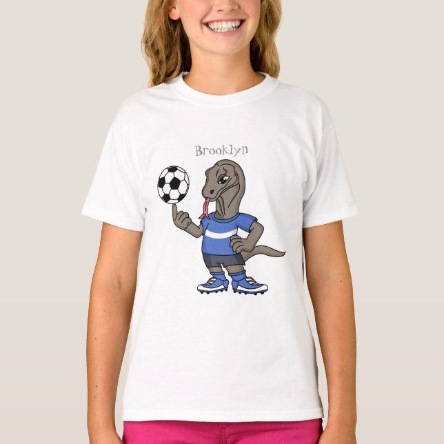 Cute roligt Komodo draon spelar fotboll tecknad T Shirt (Framsida)