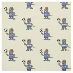 Cute roligt Komodo draon spelar fotboll tecknad Tyg