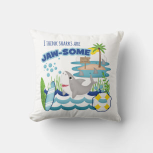 Cute Roligt Shark Surfer Beach Island Kudde
