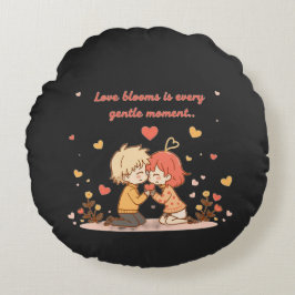 Cute Romantic Anime Couple - Love Moment Rund Kudde