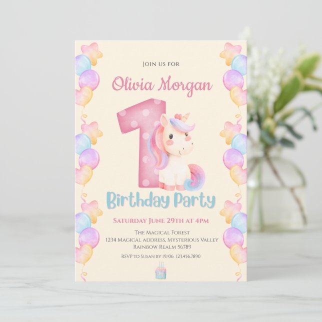 Cute Romantic Unicorn 1:a födelsedagsinbjudan Inbjudningar (Stående Fram)