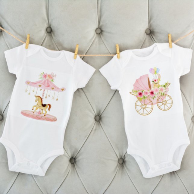 Cute Rosa Blommigt Baby Pony Carousel T Shirt (Skapare uppladdad)