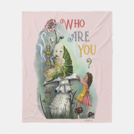 Cute Rosa Caterpelare i Alice i Wonderland Art Fleecefilt