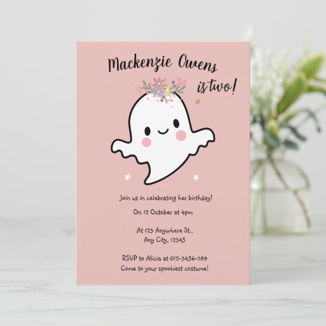 Cute Rosa Ghost Birthday Inbjudningar (Stående Fram)