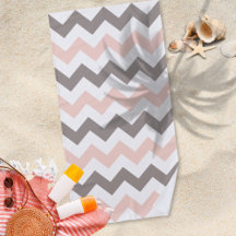 Cute  Rosa Grått Chevron Mönster Beach Towel