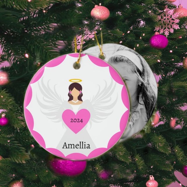Cute Rosa jul Angel Heart Anpassningsbar Photo Nam Julgransprydnad Keramik (Angel Ornament with pink fuchsia heart & custom photo, name & year for a Christmas tree keepsake.)