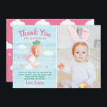 Cute Rosa lite Bunny med Carrot Photo Birthday Tack Kort<br><div class="desc">Cute Rosa nån gång med morot Photo Birday Tack att du fick ett kort</div>