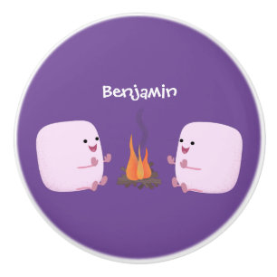 Cute rosa marshmallow efter tecknad av lägerbrand knopp