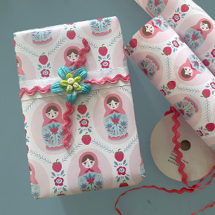 Cute Rosa Matryoshka Nested Doll Wrapping Papprare Presentpapper