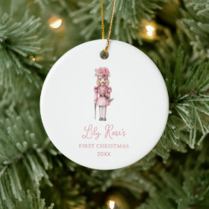 Cute Rosa Nutcracker Baby Första jul Julgransprydnad Keramik