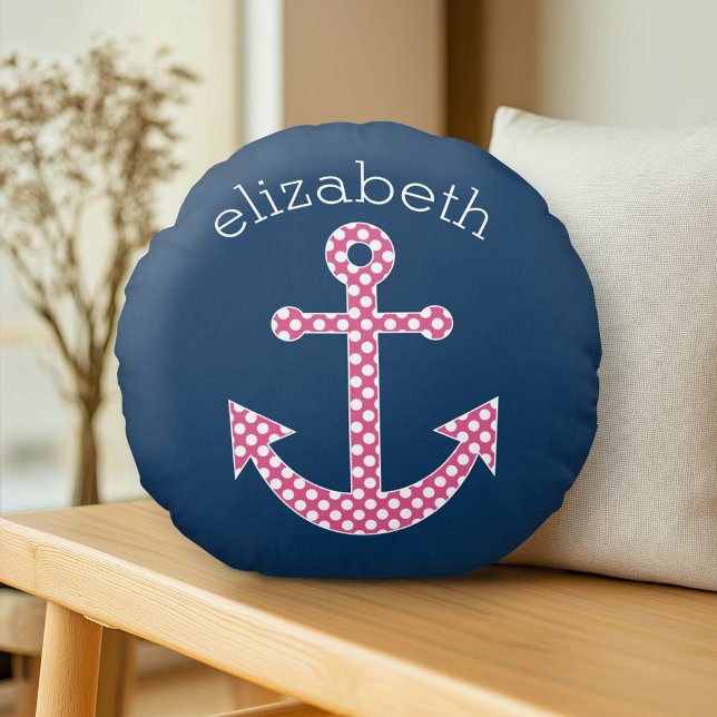 Cute Rosa Polka-punktfästpunkt med eget namn i flo Rund Kudde (Custom Monogram Pillow)