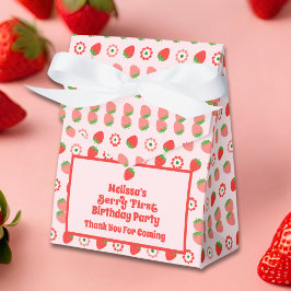 Cute Rosa Red Berry First Birthday Favbox Presentaskar
