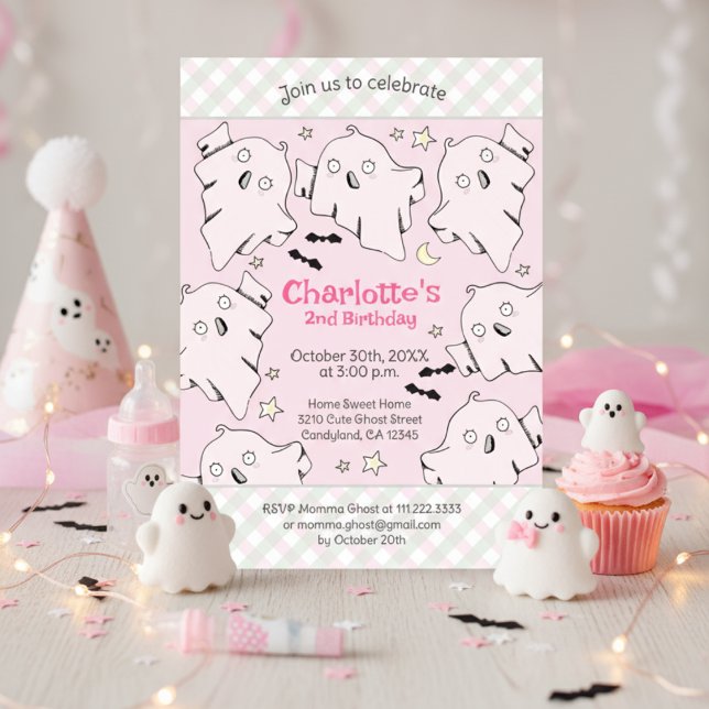 Cute Rosa Spöken Kids Halloween Birthday Inbjudningar (Cute Spooky Ghosts Pink Birthday Invitation for Baby Girl. Pink Ghosts, Stars & Cute Gingham Pattern)