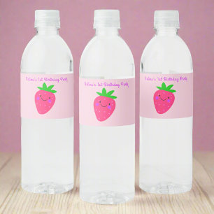Cute Rosa Strawberry Girl 1st Birthday Party Vattenflaskor Etikett