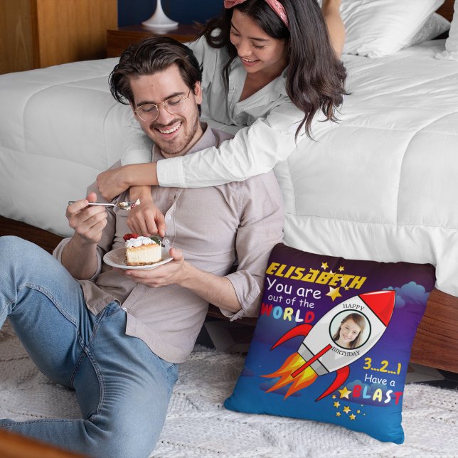 Cute Rymden Rocket Frakt Blast från födelsedag Kudde (Skapare uppladdad)