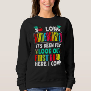 Cute så länge Kindergarten tittar på första Klass T Shirt