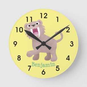 Cute Saber Toothed Tiger Smilodon tecknad Rund Klocka