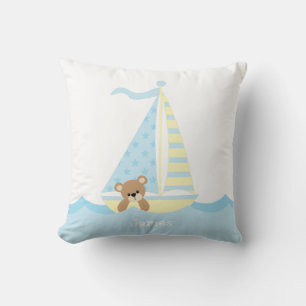Cute Sailboat Bear Personlig Nursery Kudde