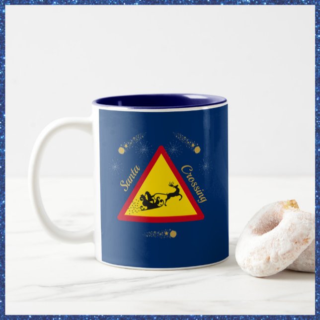 Cute Santa Sleigh Crossing Ceramic Two Tone Kaffe Två-Tonad Mugg (Skapare uppladdad)
