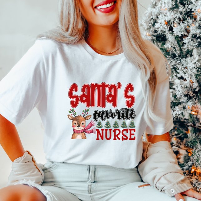 Cute Santa's Favorite Nurse T Shirt (Skapare uppladdad)