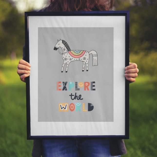 Cute Scandia Horse Explore World Poster (Skapare uppladdad)