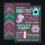 Cute Scary Little Monsters Birthday Inbjudningar<br><div class="desc">Cute och skrämmande små monster på kritbordsbakgrunden med färgstarka,  grymma chevron-kort för utskrift av födelsedagskalender.</div>