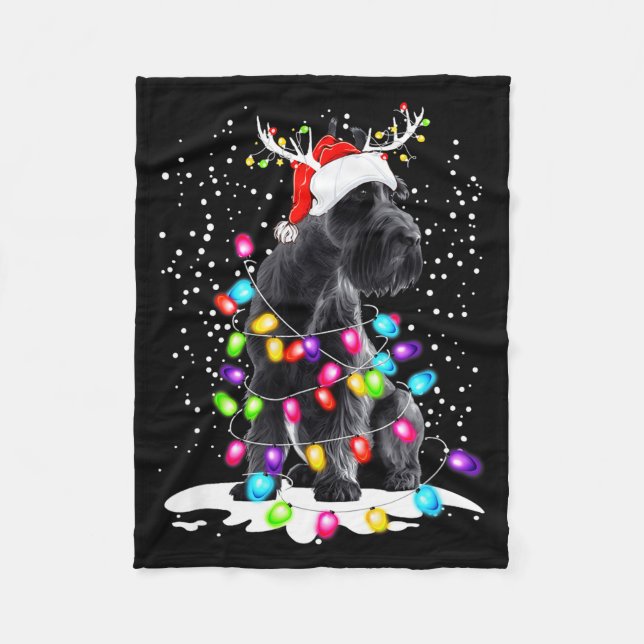 Cute Schnauzer With Christmas Lights  Fleecefilt (Framsidan)