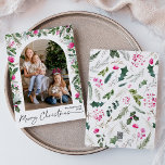 Cute Script Bright Rosa Greenery Arch 1-foto Julkort<br><div class="desc">Den här samlingen har vattenfärgsskarpa blommigtar för rosa,  bär och vintergröna med modern och elegant typografi,  med ett botaniskt mönster baksida på vintern.</div>