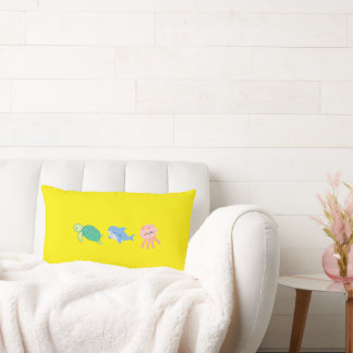 Cute Sea Animals Pillow med Gultens bakgrund Lumbarkudde