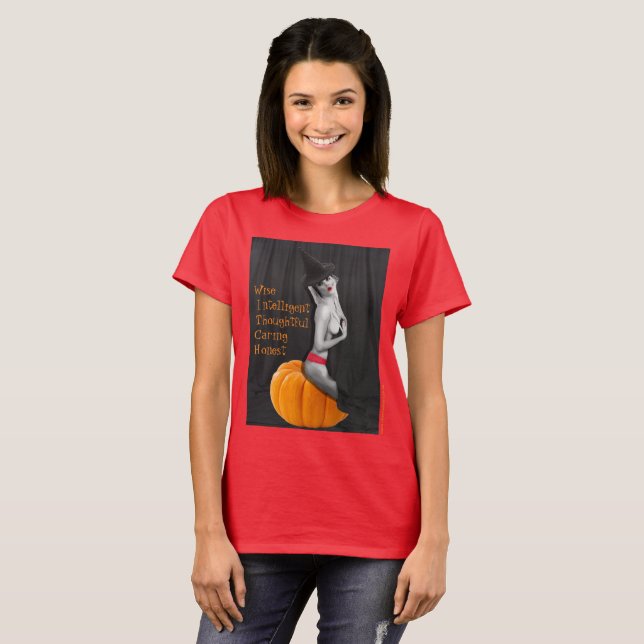 Cute Sexy Pinup Witch Goth Dam Red Meme T-shirt (Hel framsida)