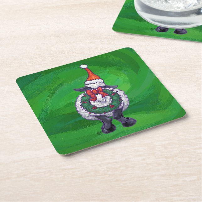 Cute Sheep i Santa Hat på Grönt Underlägg Papper Kvadrat (Vinklad)